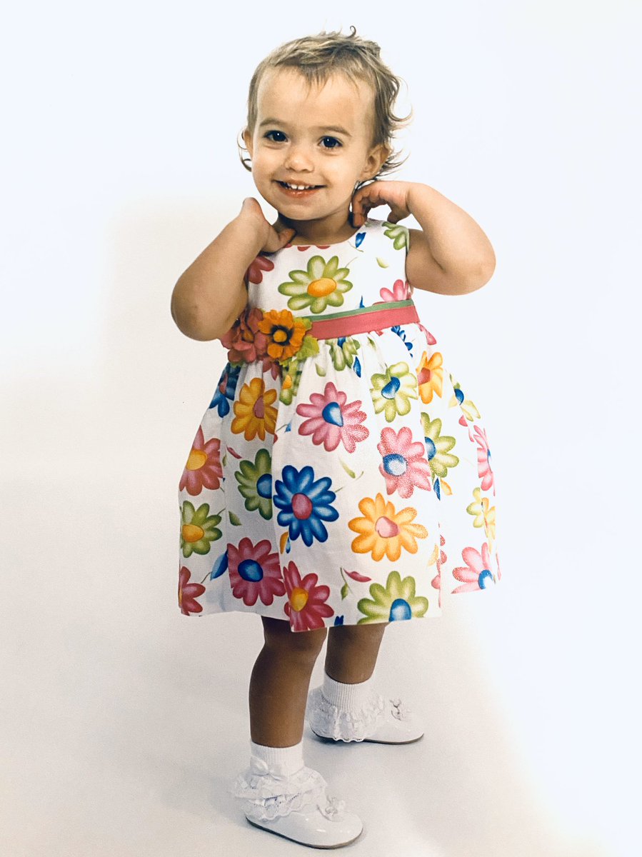 AlyssaDeeds's tweet photo. #ThrowbackThursday #VirtualSpiritWeek  @theTwinsburgHS  First day of Pre-School &amp; a baby pic ! https://t.co/P3tngcQtdw