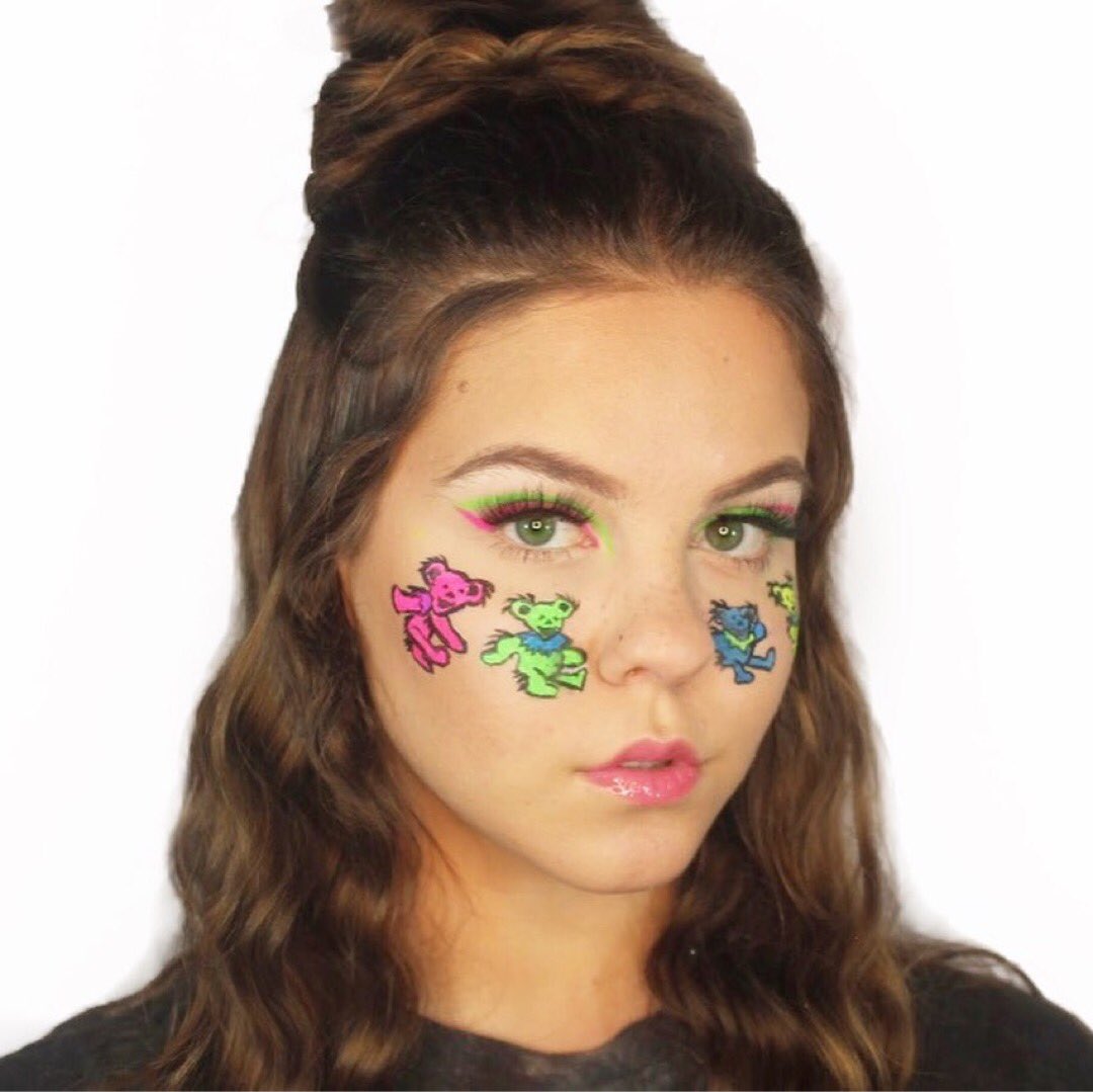 coffeetalklash1's tweet photo. #gratefuldead #dancingbear #makeup Fabulous new look by @realmiabee in her Coffee Talk Lashes https://t.co/NlDY4msiB5