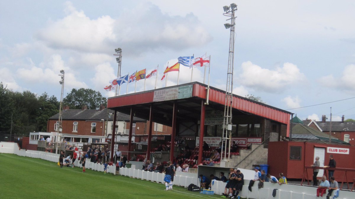 If you are a football person please join the challenge of posting a football photo. Just one picture, no description. Please copy the text in your status, post a picture and look at some great memories/pictures.