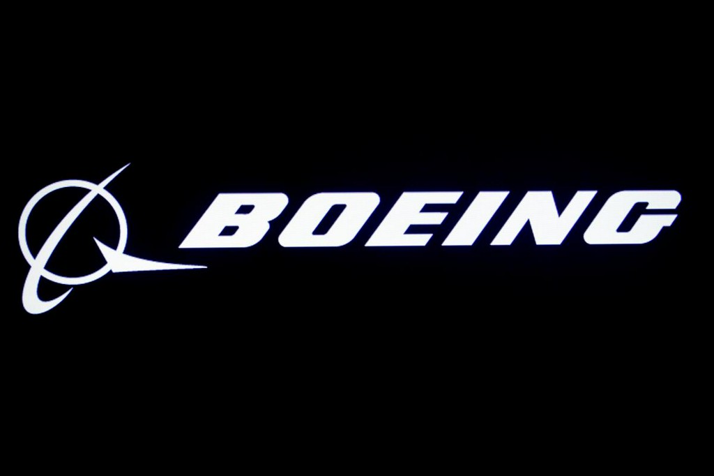 U.S. Air Force recommends paying Boeing up to $924 million: sources reut.rs/39GvHpQ