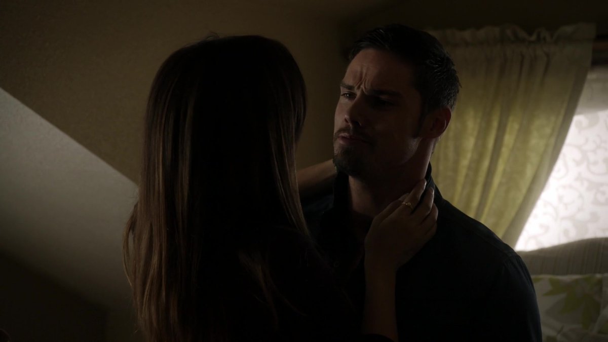 Beauty and the Beast 2x07 \, image size:1200x675