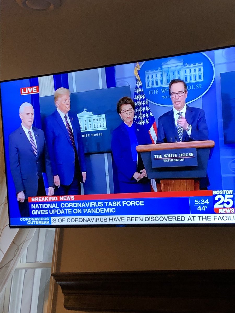WayneFromUMaine's tweet photo. ⁦@realDonaldTrump⁩ how’s that social distancing coming? https://t.co/401NebMuLW