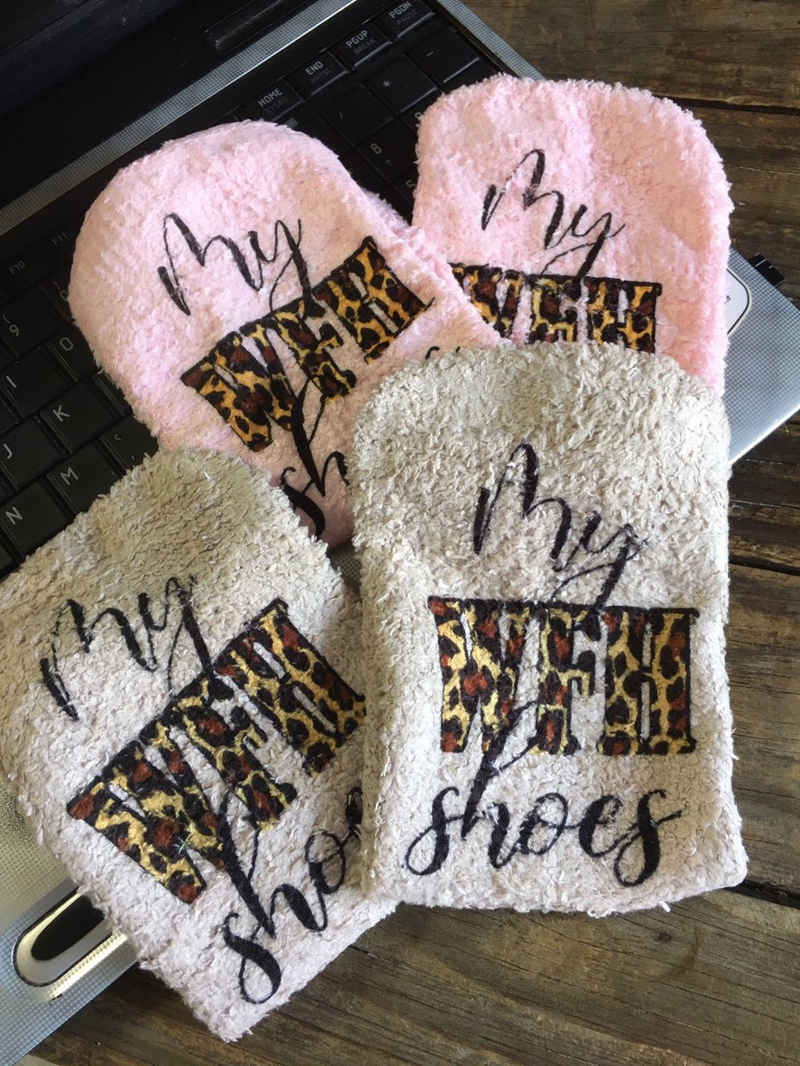 baileywick_etsy's tweet photo. How many pr. does one really need? #WFH shoes @baileywicks https://t.co/rpidi1V5wE https://t.co/4ik3huEKui