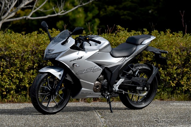 Bugbro ラジアルタイヤが履けるホイールなのにモノスゲー安いからビギナーなどストリートを走る人にはいいバイク という感じだけど 高回転が回らないので 高回転が回るもっと安いgsx R125 Gsx S125か もうちょっと頑張ってz250がイイというのが個人的な