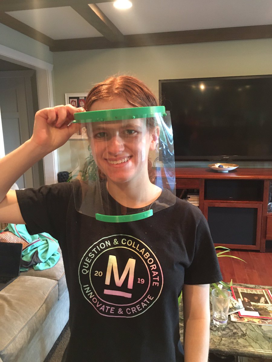 curiosity11770's tweet photo. These past few days, we have been 3D printing face shields and sewing cloth face masks, which we will share with healthcare workers throughout Los Angeles. We hope that our efforts will be able to help the community during these difficult times. #firstlikeagirl #morethanrobots https://t.co/1ND9LRUb0g