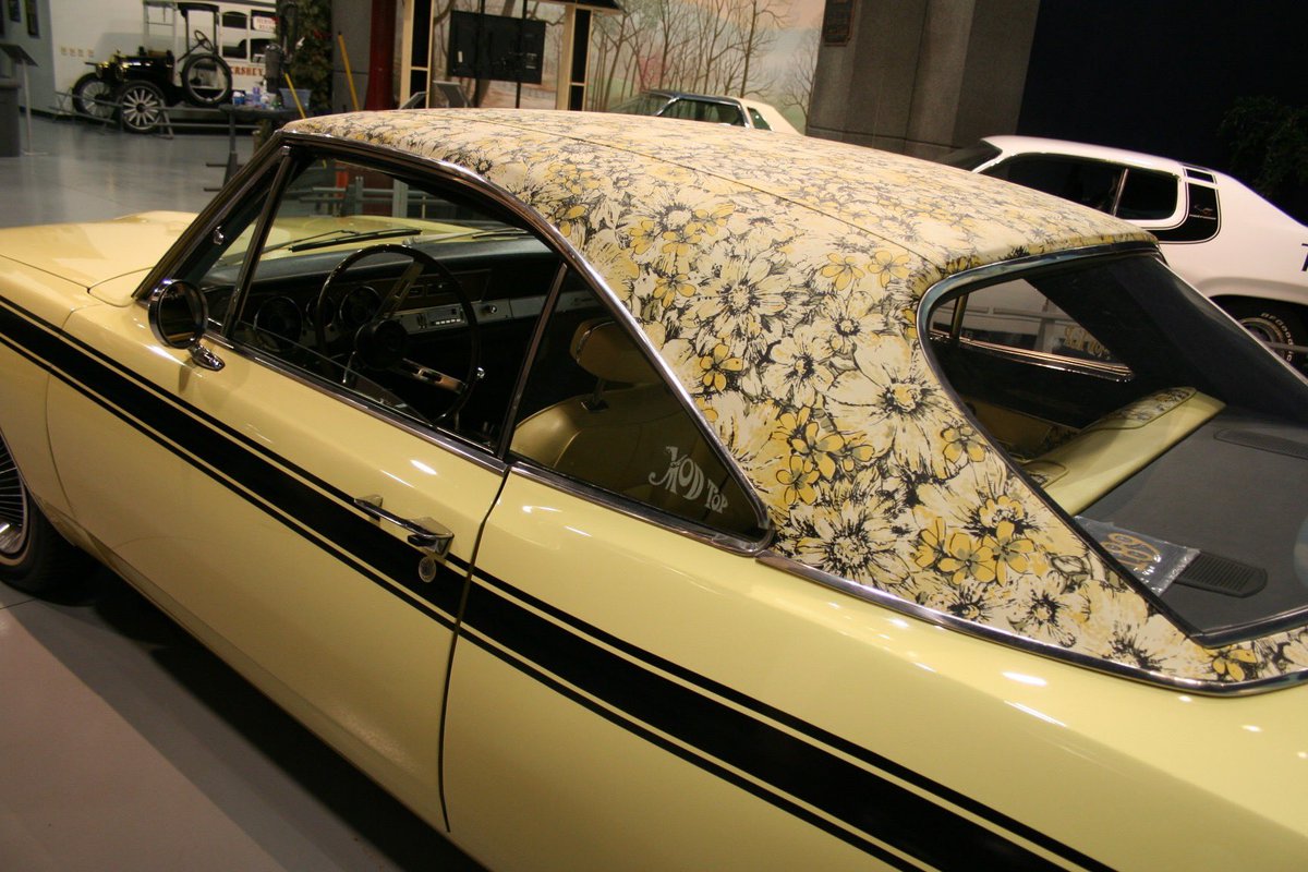 1960's Chrysler learned more women were buying cars so they wanted to appeal to the female buyers. Chrysler partnered with a company that designed shower curtains/table cloths to make a vinyl that would not discolor or fade in the sun. They called it a Mod Top" The Car You Wear "