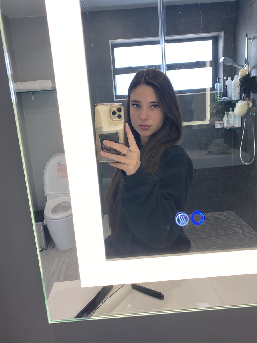 Angie Varona™ / AngieVarona leak pics and videos OkLeak