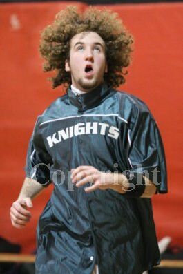 matthewvierimaa's tweet photo. @joeyslatteryCTV @wallerABC7 Time to bring back the timeless 2005 look! https://t.co/BwCLZQeroG