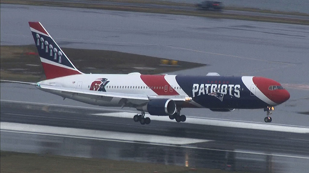 Wbz Cbs Boston News On Twitter Patriots Plane Carrying 1 Million Medical Masks From China Lands At Logan Airport Https T Co Girpjefq3z