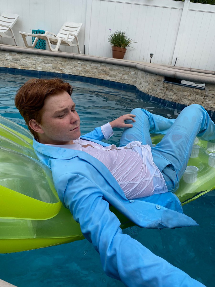 Clancy12Tom's tweet photo. 🥀 https://t.co/OGlJK4T8TJ