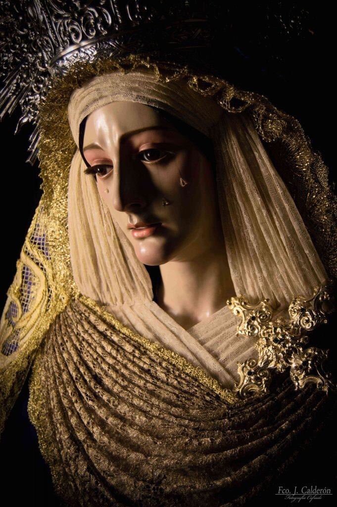 Es Viernes de Dolores, es Viernes de ti.