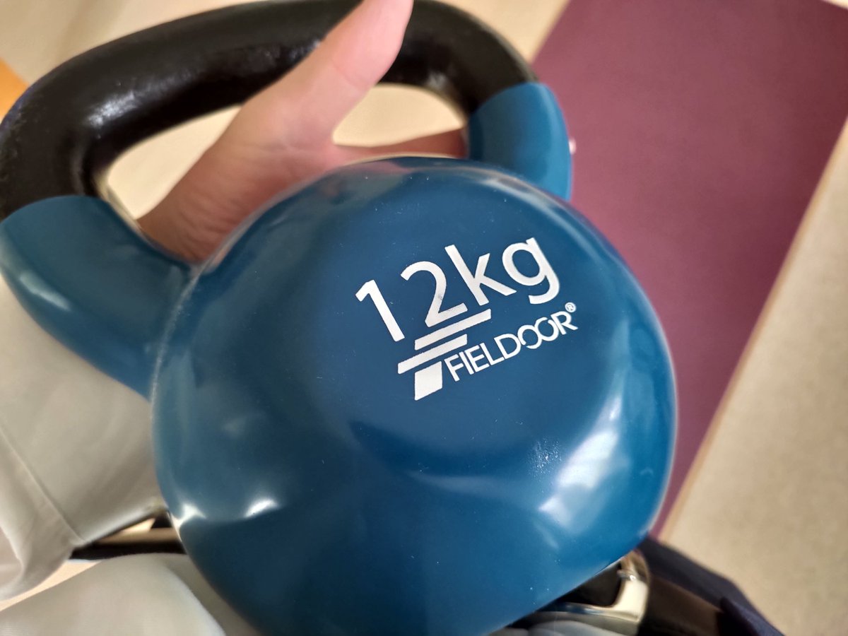 Aroooy ケトルベルをダンベル代わりに使ってみたら結構重い おはようございます