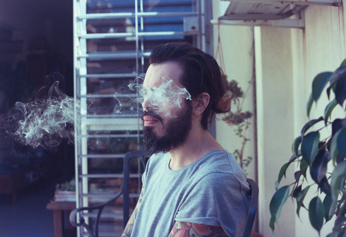 Considering we are all smoking alone lately, name one person you would like to smoke with tonight!
#StayTheFHome