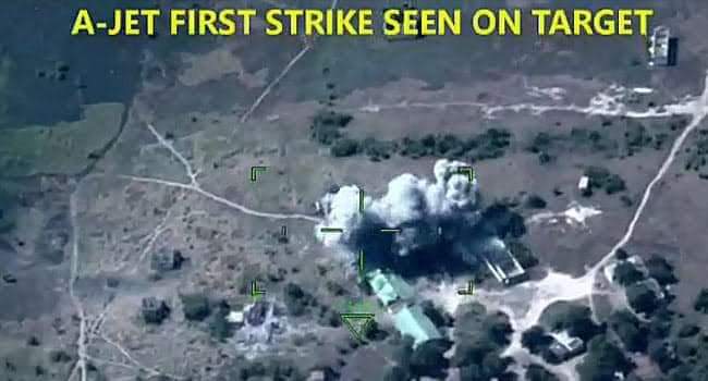 Gen_Buhar's tweet photo. Breaking: Nigeria Airforce Alpha Jets in echelon formation on a bombing run over Boko Haram camp in the Sambisa forest.

GREATEST @HQNigerianArmy THANK YOU ALL . https://t.co/lDhpTdefzu