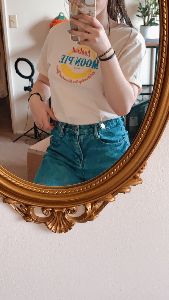 A Thread From Buggirl When Your Only Aspiration In Life Is To Be A Moonpie Ambassador Moonpie A Thread From Buggirl When Your Only Aspiration In Life Is To Be A Moonpie Ambassador Moonpie