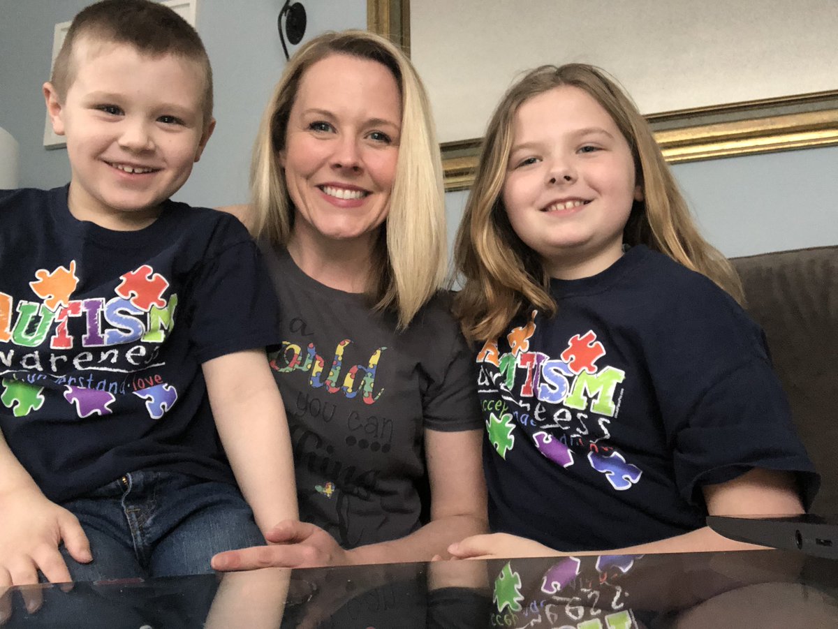 Light it up blue💙! We enjoyed writing our poems about what makes us special! <a href="/TyngsElementary/">Tyngsborough Elementary School</a> #spreadkindness #WorldAutismAwarenessDay  #tpsprepares