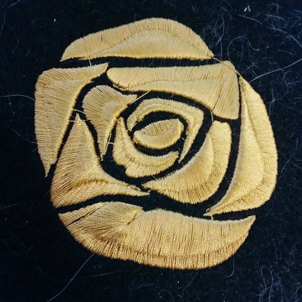 the beginning of this thread is repeated bc i have been posting progress somewhere unfit oopslorenz started off with some embroidery on march 19th. i did two versions of the satin shading on the petals and the latter is what i decided to go with!