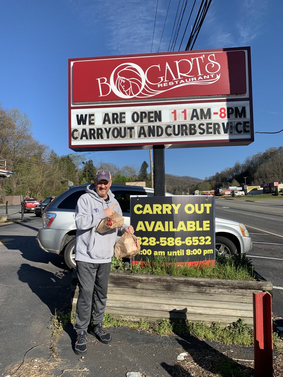 CoachSpeir's tweet photo. Wearing my “Home Town” country music singer @mattstillwell hat while supporting some of our local “Home Town” shops - Speedy’s Pizza @CoachKGlover & Bogarts with Tim Hall’s awesome Peach Cobbler. #EverybodysGotAHomeTown #WheeCommunity #WheeBelieve #ShopLocal https://t.co/pgD5KD3xQu