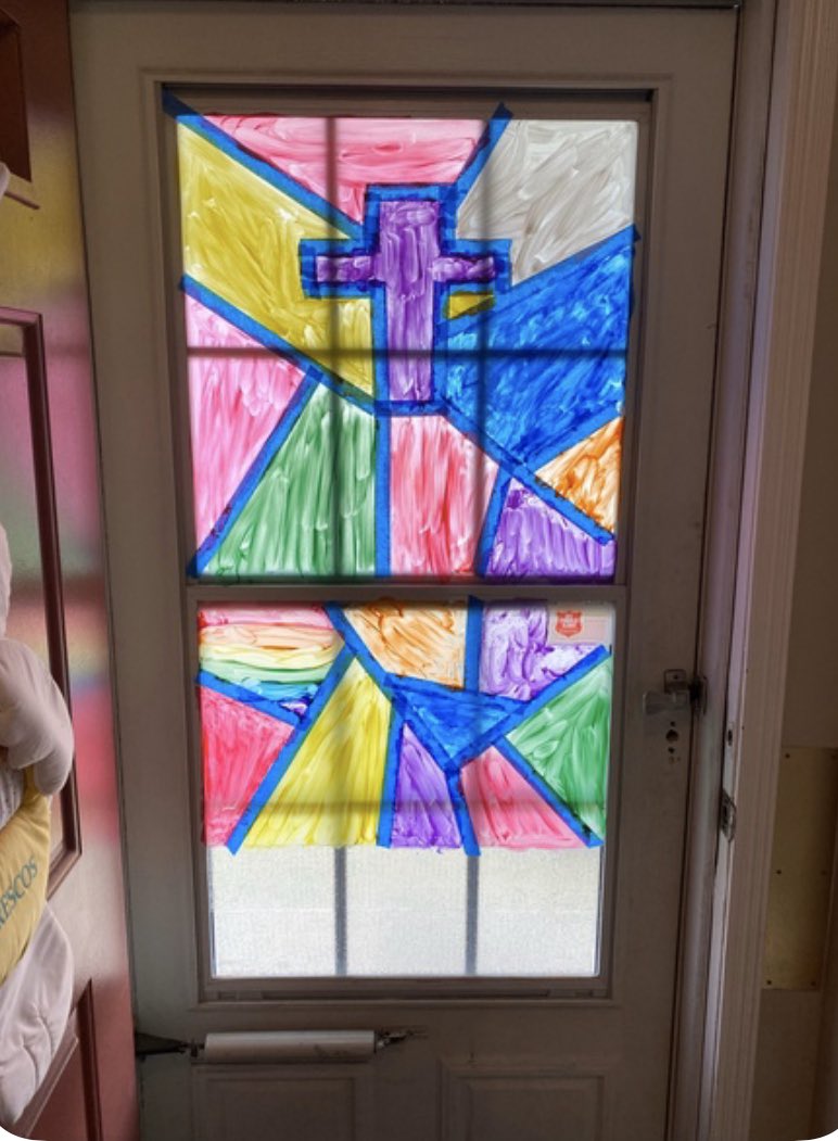 SetonMother's tweet photo. KA decorating doors and sharing some positivity in their community. #catholicsocialteaching #sacrifice https://t.co/4DVslBeFJB
