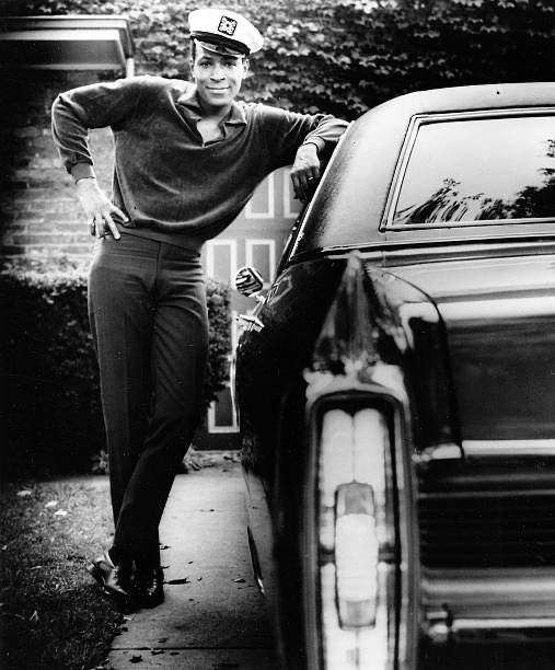 AKASteffon's tweet photo. Damn, been so caught up in this Corona shit, didn’t even realize today was #MarvinGayeDay!! Happy Birthday to the ebony prince, Marvin Pentz Gaye.
(We don’t recognize him as a Jr to that murderous fucked up ass pappy of his) https://t.co/FU6hS4N229