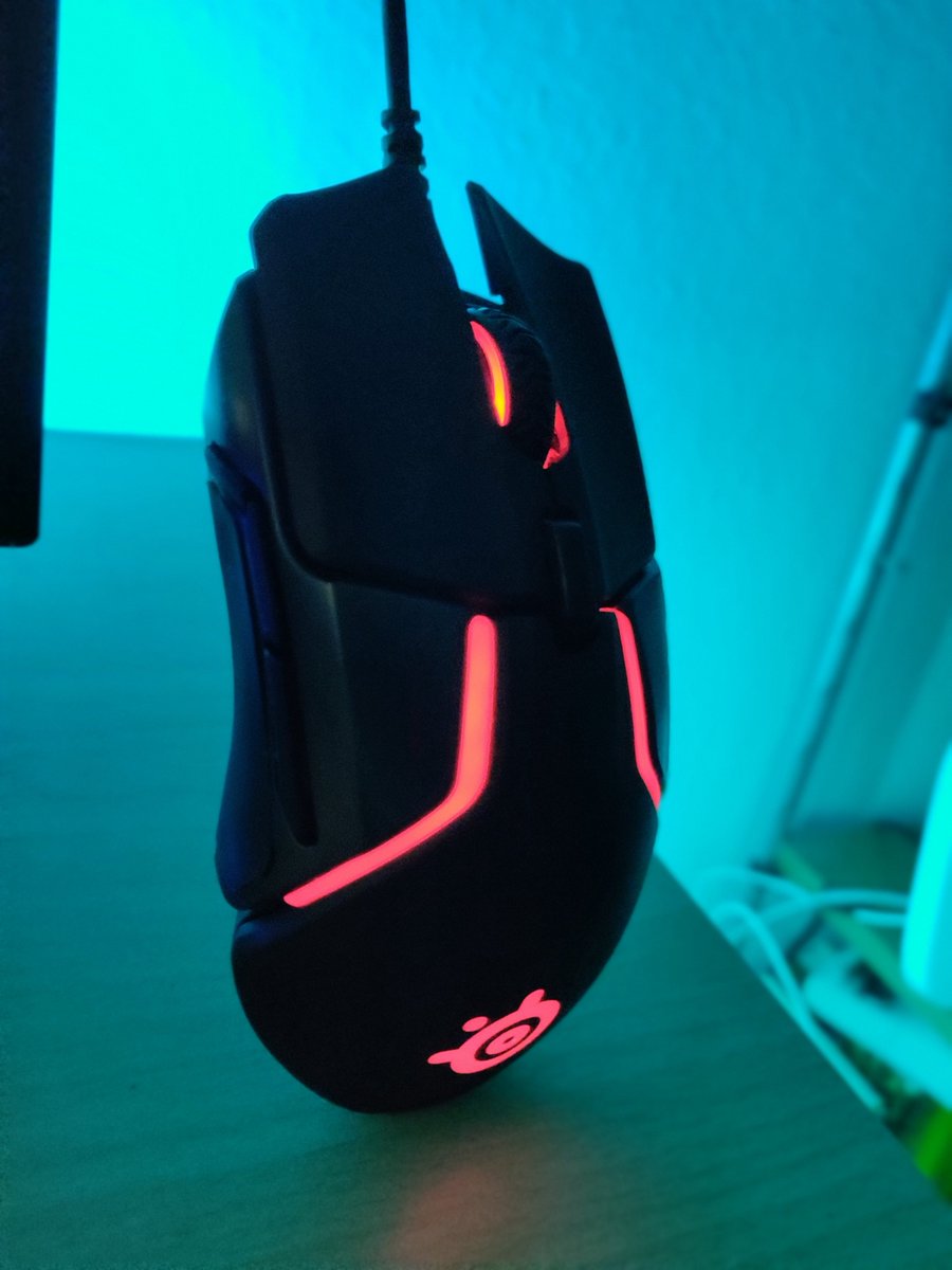 JulesBiel's tweet photo. @ROCCAT https://t.co/PowD5Ah2a4