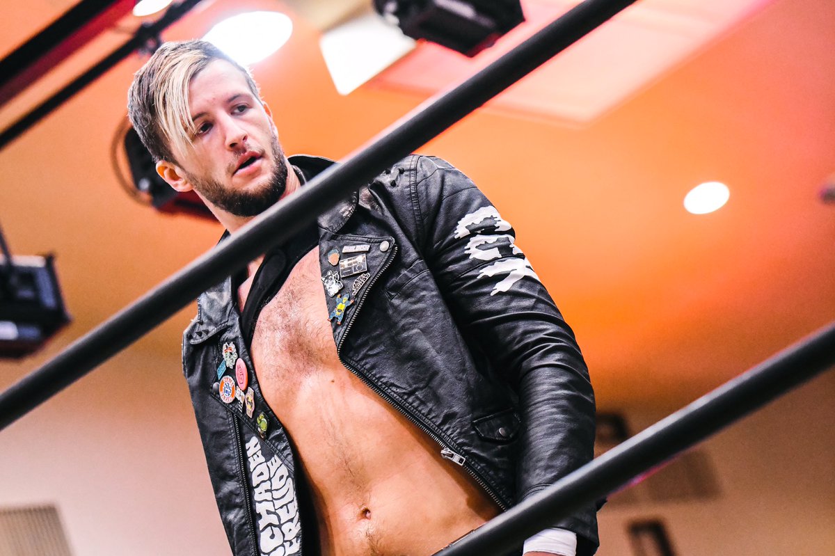 yumiiii125's tweet photo. #chrisbrookes #DOGP3 #ddtpro https://t.co/rKsC0Ls0Fw