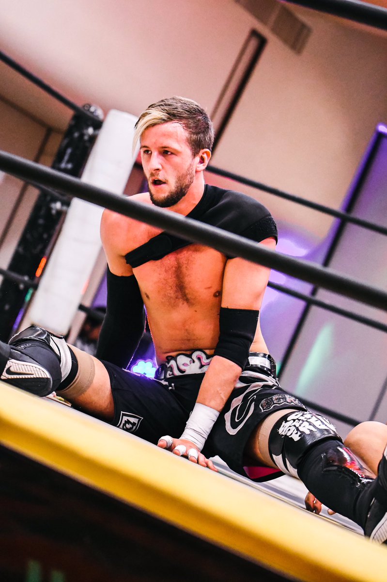 yumiiii125's tweet photo. #chrisbrookes #DOGP3 #ddtpro https://t.co/rKsC0Ls0Fw