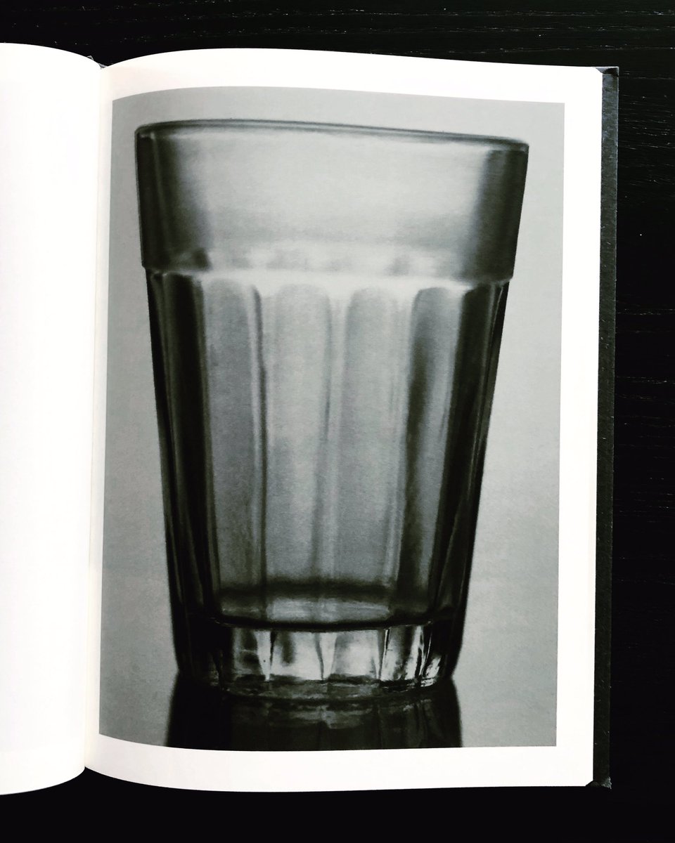 泊昭雄 02 カワタレ 写真家として初めての写真集 Adは副田高行さん スタイリングは山田喜美子さん 最後の文章も私 読んでください 素直です