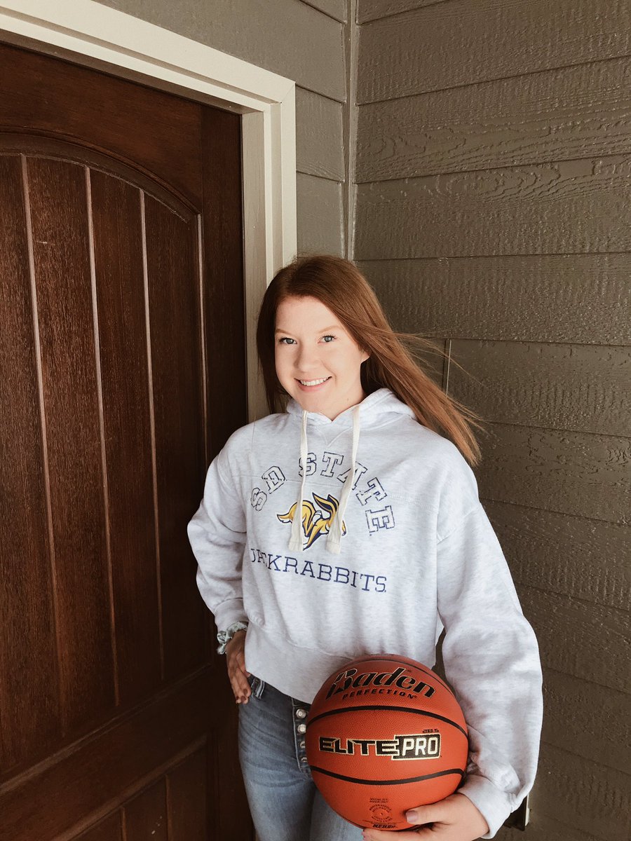 BrandonClayPSB's tweet photo. Recruiting: #SMPMember x @bclayscouting
โ21 W @Haleigh_Timmer (SD) to South Dakota St.
Versatile option: scorer & rebounder.
Elite 150 caliber nationally.
PAGE: https://t.co/gLLA9t2FzH
JOIN THE FAM: https://t.co/yZxP6O9bJT
#BCSReport๐: https://t.co/FFOrI4VRXQ @coach_aj https://t.co/dagOn3IHMS