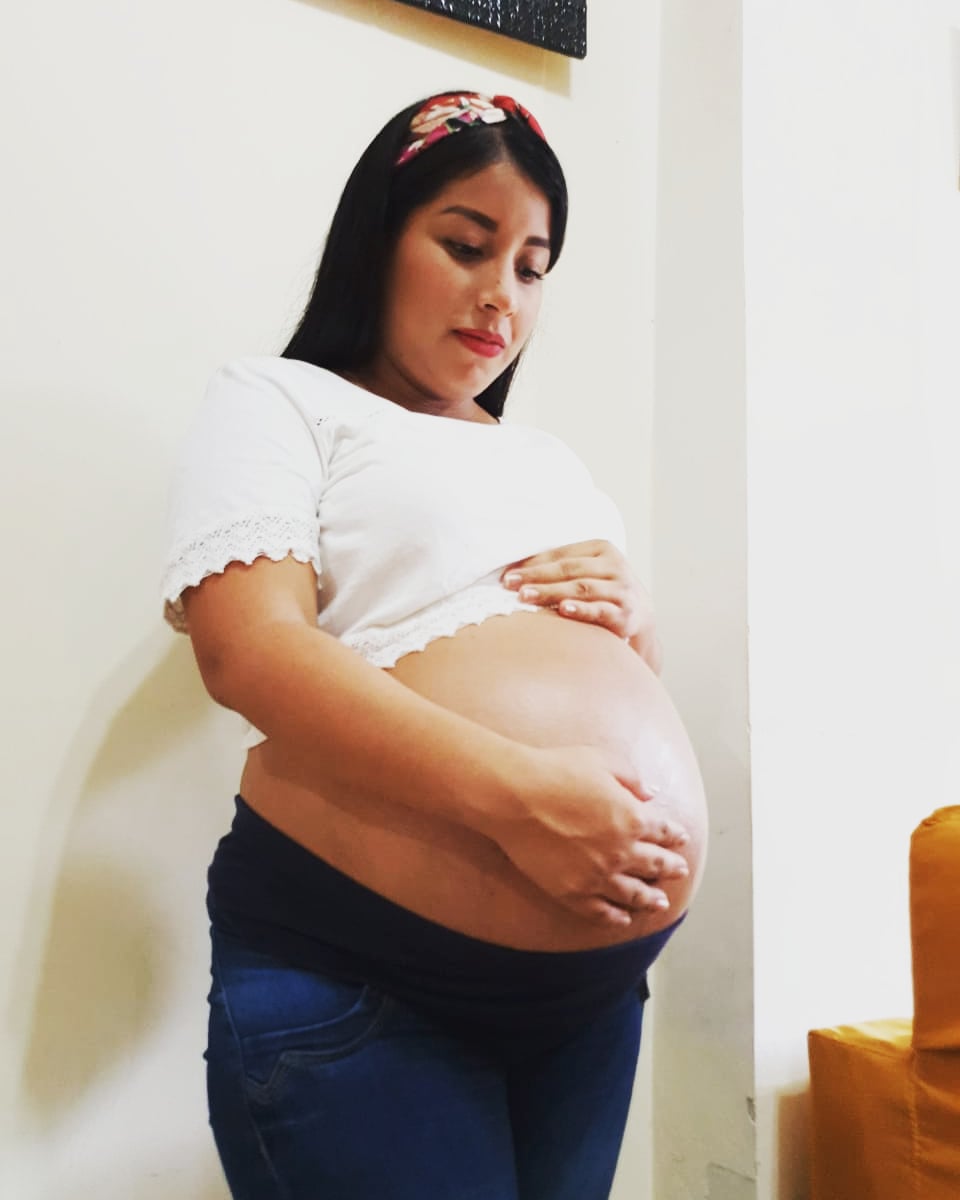 Maydelene_5's tweet photo. Casi terminando sta etapa tan maravillosa q Dios m permitio vivir por 2da vez, m doy cuenta q el amor d una madre s un algo diferente s algo incondicional por eso l pido a Dios sabiduria para seguir sembrando n el corazón d mis hijos su palabra Gracias mi amado Padre Celestial 😍 https://t.co/LEFYdFRhQ2
