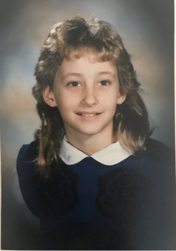 LisaWil88's tweet photo. Throwback Thursday. I rocked that hair. @ProsperRogersMS  @YRBKrogersMS https://t.co/e0fK62Suo5