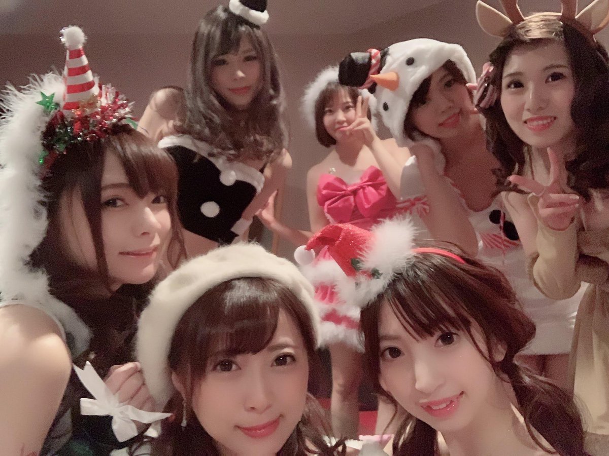Frank_Drebin_FC's tweet photo. #蔵出しみおちゃん
#一条みお
#TEAMJETSTREAM
#喜多方涼
#冬愛ことね
#優木なお
#七瀬いおり
#大泉洋誕生祭2020
今日は北海道が産んだ大スター大泉洋さん(僕の一個下)の誕生日!
そこでTEAM NACSならぬTEAM JETSTREAM特集!
「皆様ご存知、ー条みおでーございます。おい、(おっ)パイ食わねぇか」 https://t.co/U6DhH8LN4r