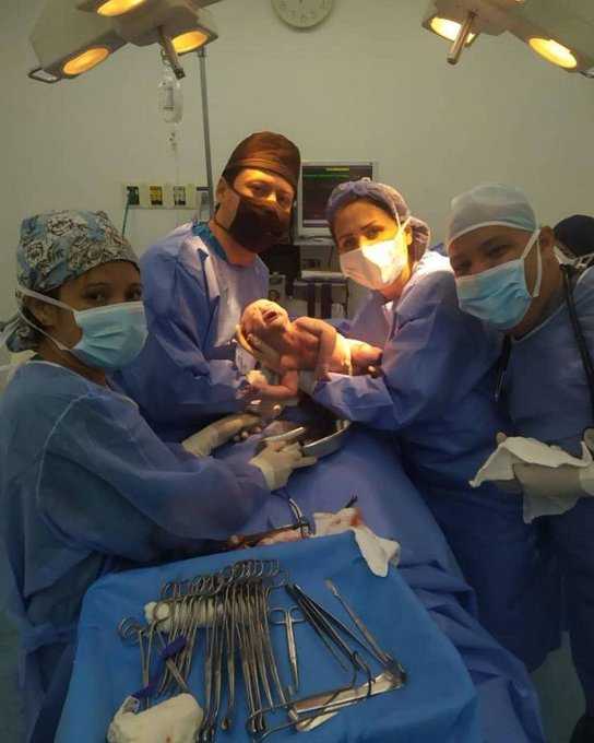 cliniclossauces's tweet photo. Contamos con los mejores profesionales para atenderla a usted y a su bebé. Toda la información acerca de nuestra ÁREA NEONATAL la puede solicitar a través del 04241589091. https://t.co/nwTA2GIvPI