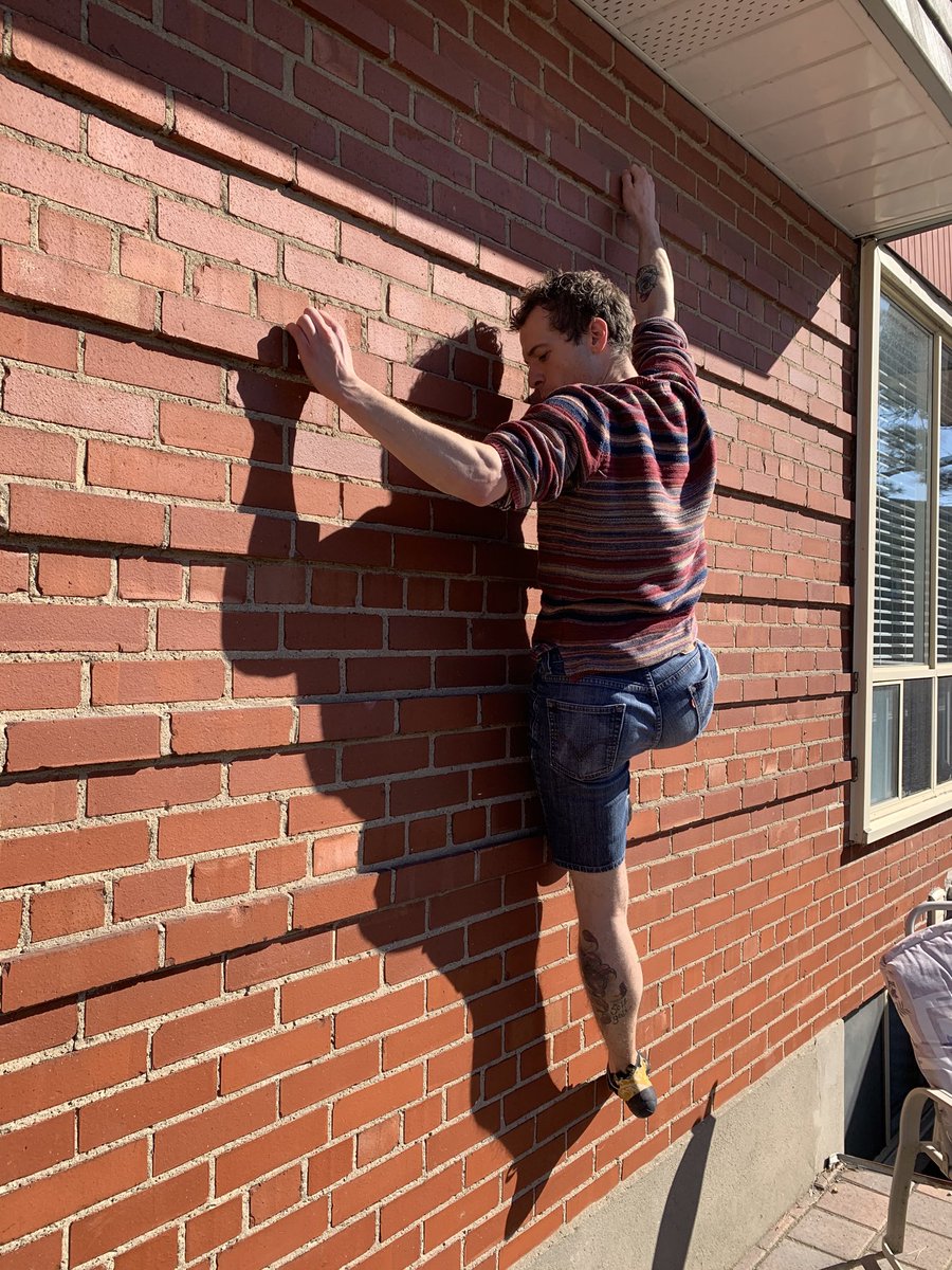 Day 7 of quarantine and I’m already driving ⁦<a href="/hatenayward/">hatenayward</a>⁩ up the walls #COVID19 #StayHomeSaveLives #QuarantineLife