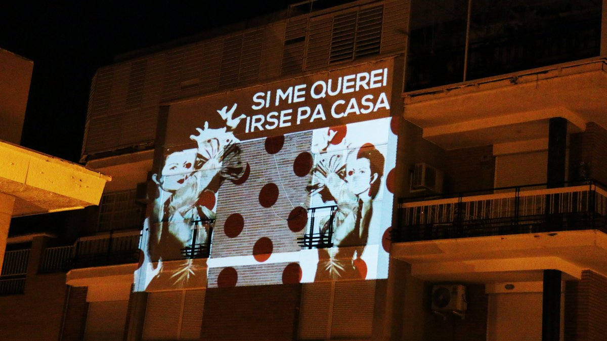 verde_reverde's tweet photo. Abril-Cerral... "çi me quereî irçe pa caça"... no pilléis las fotos sin retwitear que eso tá feo. @vaga_lumens  @vidamoderna @rancio @Mike______Azuki @pacoelmag0 #lolaflores #simequereiirse #holavecinos #YoMeQuedoEnCasa  #covideomapping #videomapping https://t.co/9ipfsPpODh