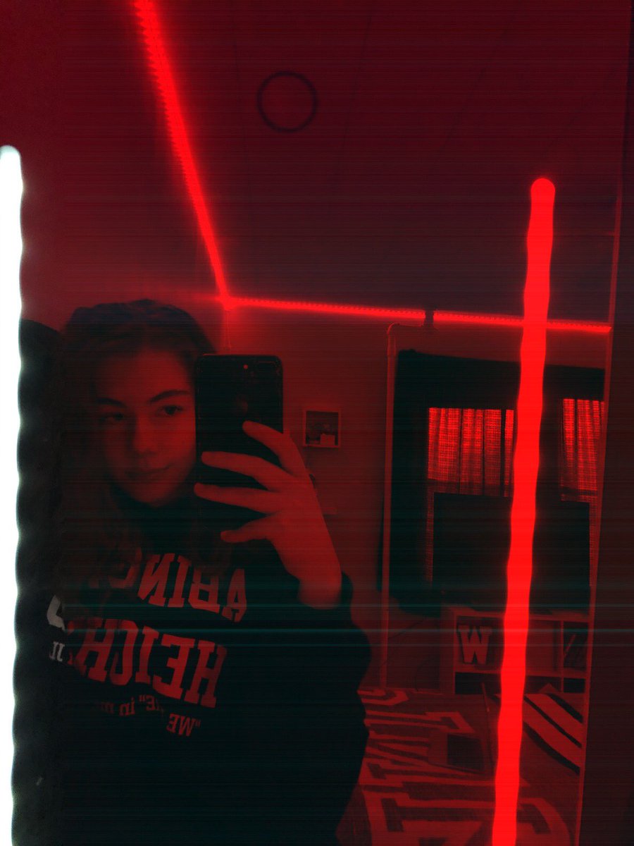 hsnter's tweet photo. trippy https://t.co/nS1uCuUP21