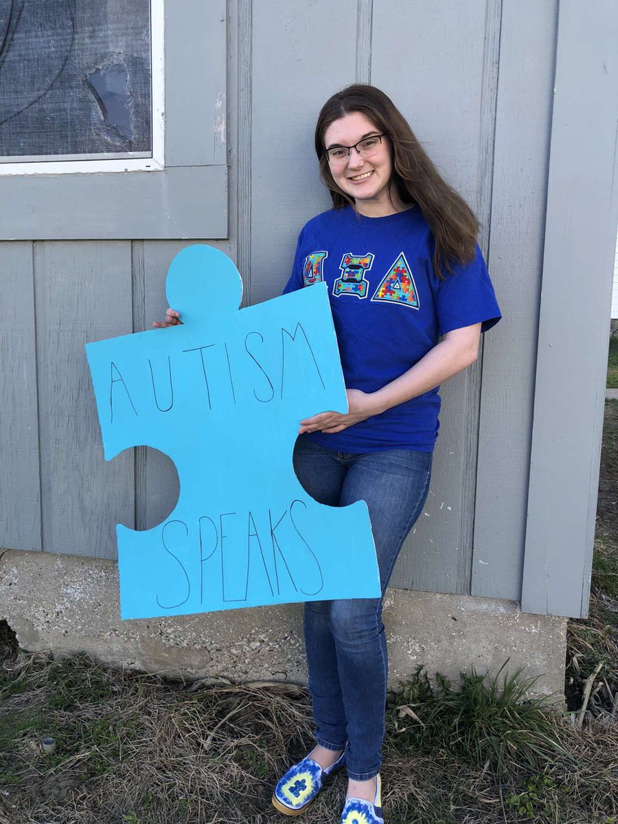 MCAlphaXiDelta's tweet photo. We wear blue on 4/2 for World Autism Awareness Day!💙🤍 https://t.co/yYOnmhH4aL