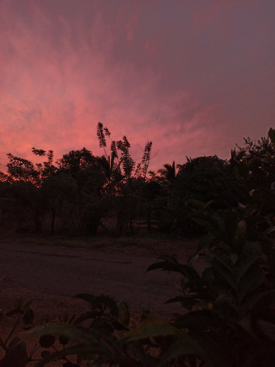 keithyyakima's tweet photo. El cielo estaba bien lindo https://t.co/JzsRbqG1G2