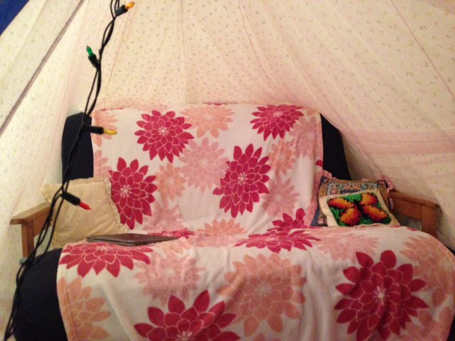 gjlyman's tweet image. Ran upstairs to take these. #Valinchat