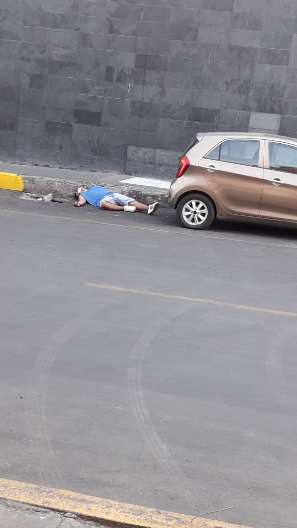 acarlessi's tweet photo. @CardenEli @PoliciaPeru @noticiAmerica @tvperupe https://t.co/z3Moi1sudX