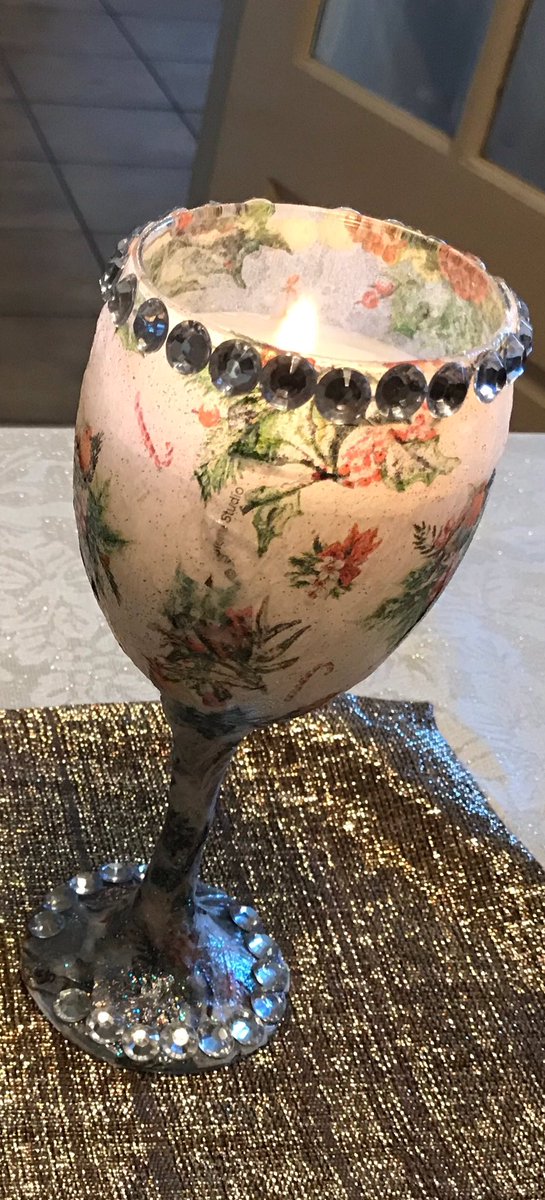 4_ever_nineteen's tweet photo. Some of my latest makes #crafting https://t.co/JcaDO6jz0t