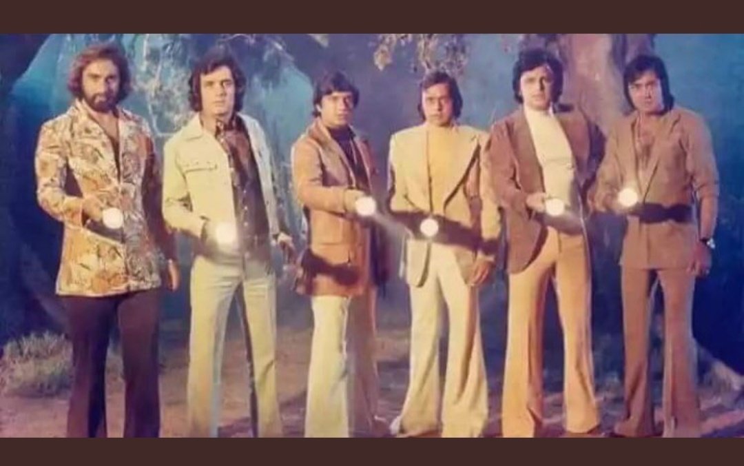 MayurRa91255798's tweet photo. #ModiVideoMassage #NarendraModi #Coronavirusindia 

Me and my bois looking for coronavirus this Sunday at 9pm : https://t.co/RxPiCkG7n4