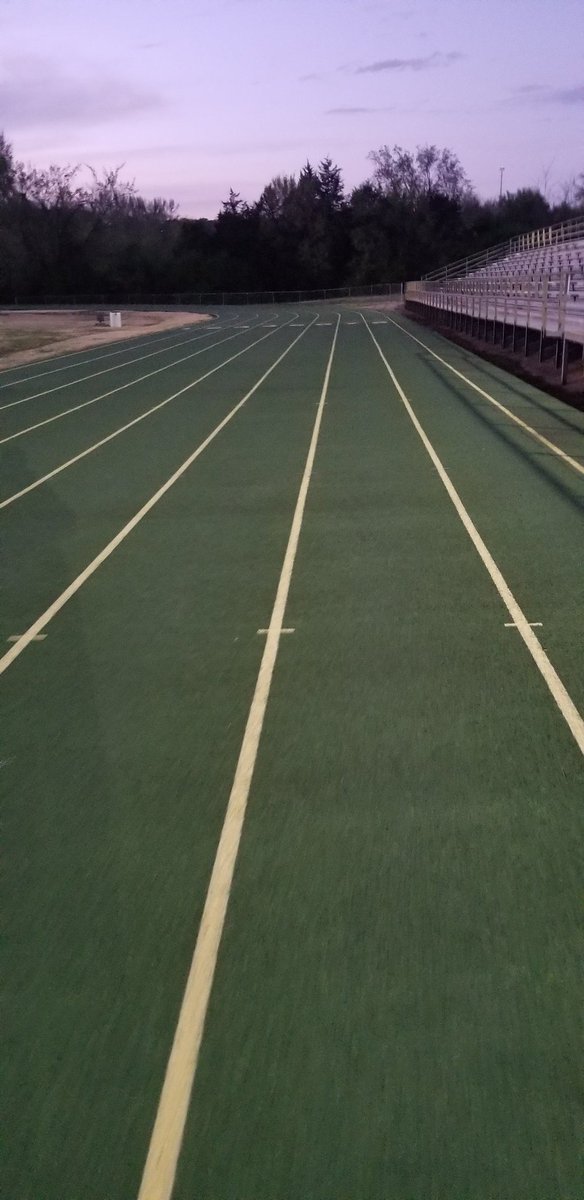 61sbs's tweet photo. Nice evening for a walk, social distancing of course. #freshair #emptytrack #stillgettingoutside https://t.co/GVwV3eHHvM