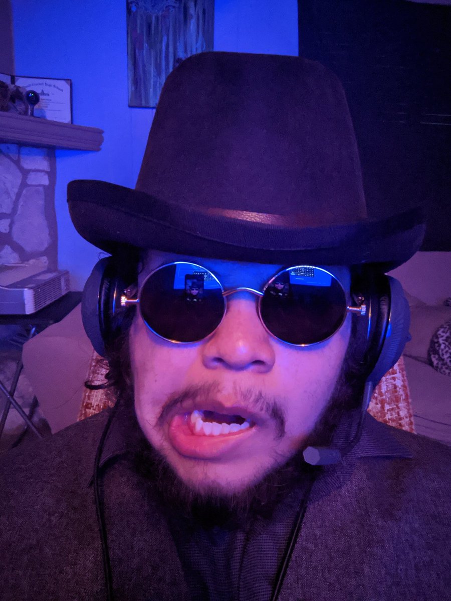 BrunoTheBrave's tweet photo. Streaming now at #twitch, playing some #DeadbyDaylight with the new additions from the #chainsofhate DLC. 
Come over and join me and the #LosersClub @
https://t.co/rtgjSEZpdN

#TheDeathslinger #ZarinaKassir #DbD #twitchstreamer #twitchstream #BraveNation #Fireflies #BrunoTheBrave https://t.co/mDyDpBukch