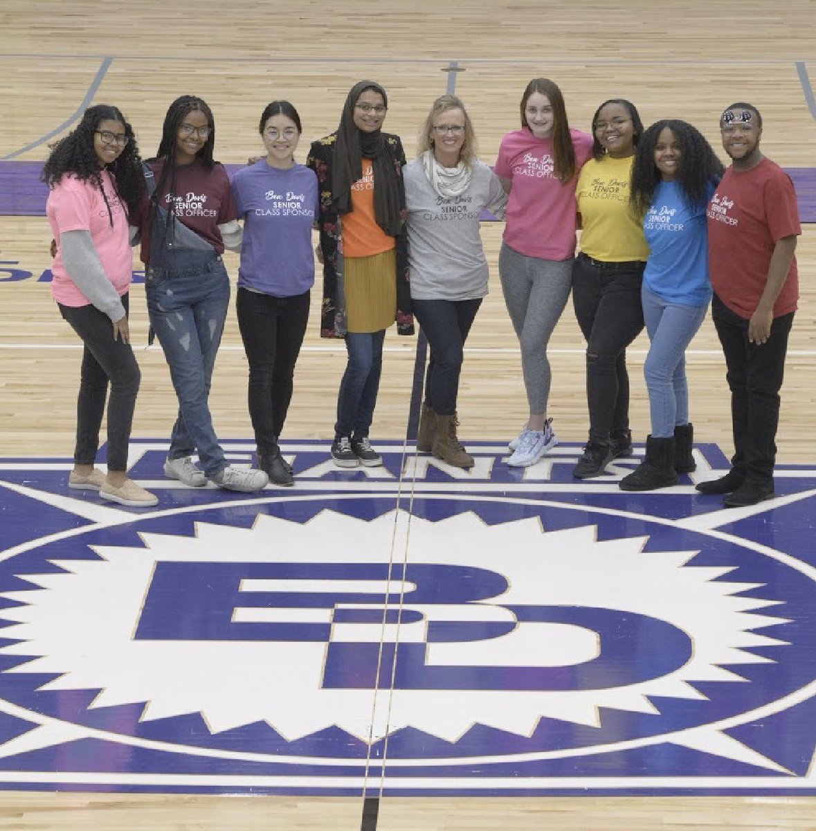 BDSeniors20's tweet photo. We Are Wayne 💜🤍 https://t.co/9RyRyTI1w2