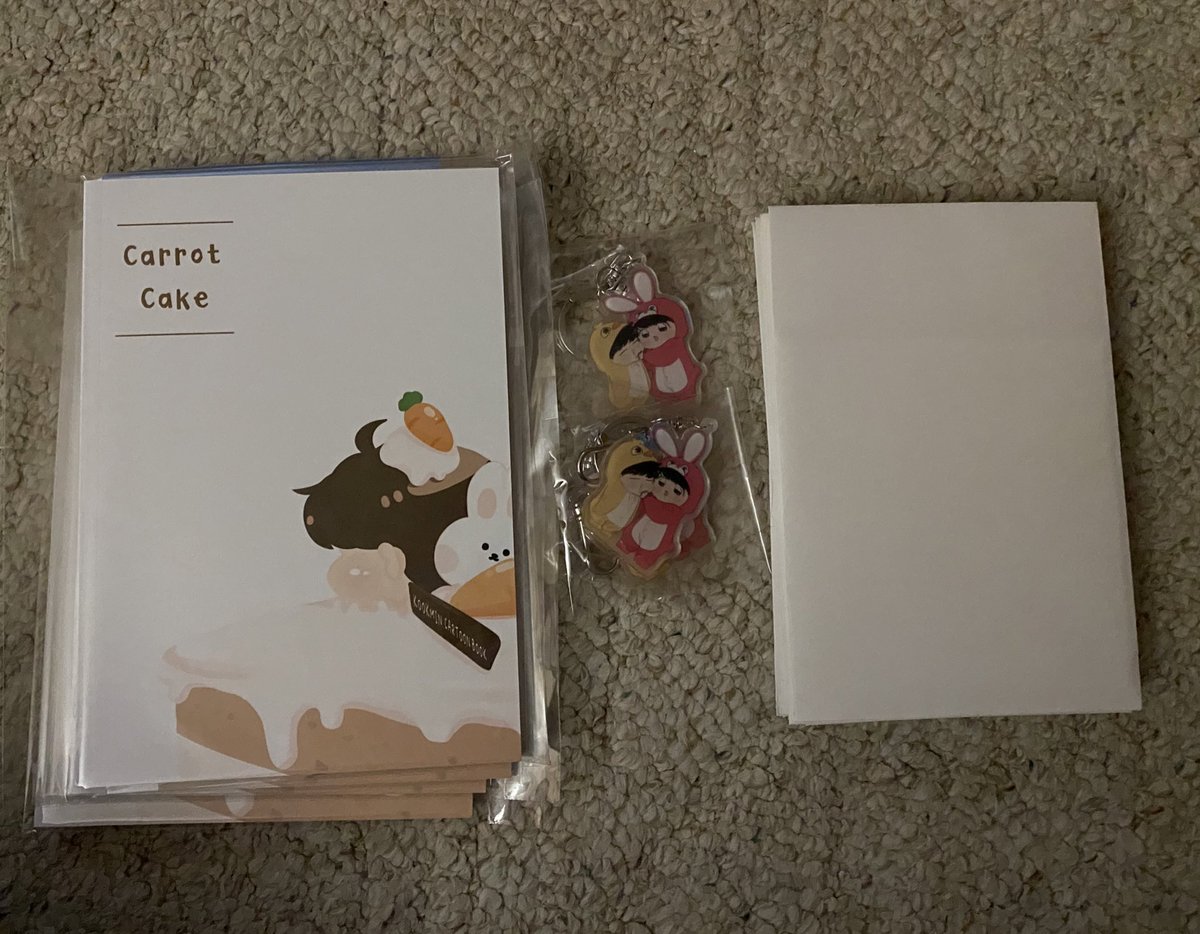 fyjikook's tweet photo. thank you @gxhu12 for the cute goods😍😍😍 #jikookupdates (didn’t feel like opening the envelopes for stickers hahaha) https://t.co/rIdMZAtOmC