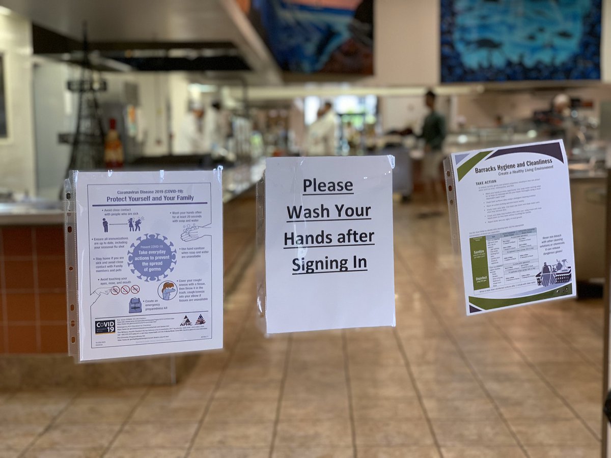 25thIDCG's tweet image. Had the opportunity to visit DSB’s Sustainment Bistro with CSM for some chow.  We appreciate the great food and their continued efforts to preserve and protect our force as we prevent the spread of COVID19. #TropicLightning #Lightning6 #LightningSupport #8thTSC #FactsNotFear