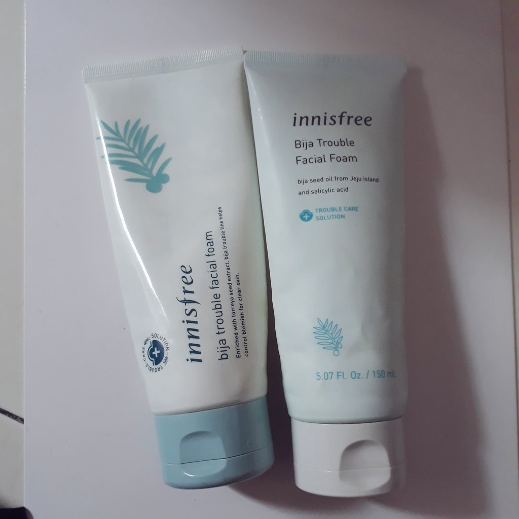 Water-based CleanserI suka try new cleansers walaupun i dah ada my personal favs P1: Innisfree Bija - bertakhta di hatiku ♡P2: Cosrx Low pH - biasa je sbb dia gentle. I suka deep cleansing.P3: T3 Acne - Quite nice!P4: NanoWhite Clay - Best! Senang cari, ada di drugstore