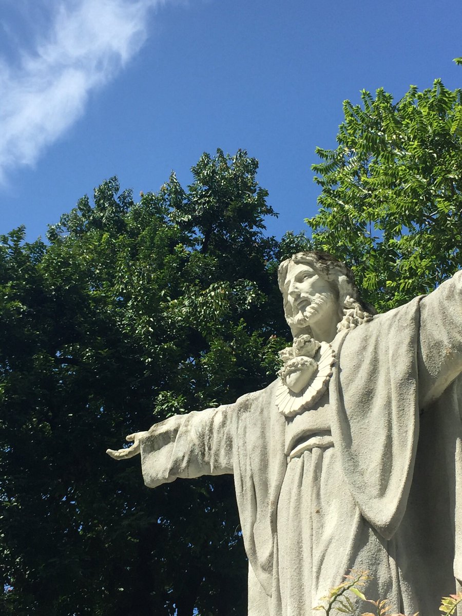 Vicis_franctor's tweet photo. O Heart of Jesus, hear! ❤️ #FirstFriday https://t.co/AQtrhdTrJv