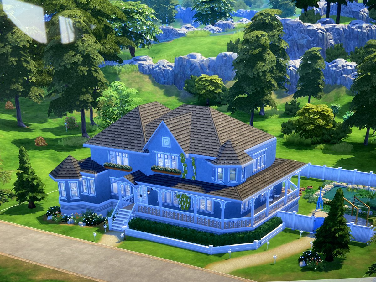 The home of a very successful photographer, he runs a studio out of here. His children’s mother is not in the picture, but he remarried and it’s working out very well
